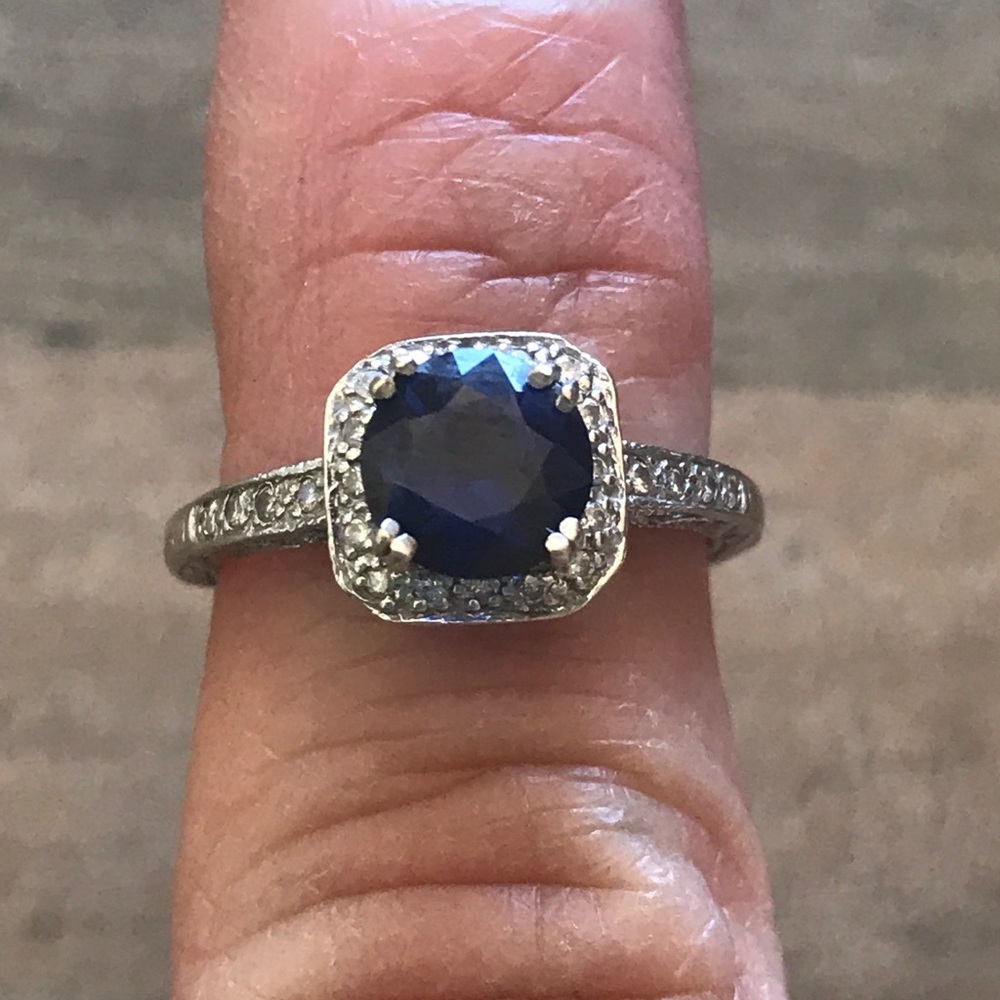 14k White Gold Blue Sapphire Ring Size 6